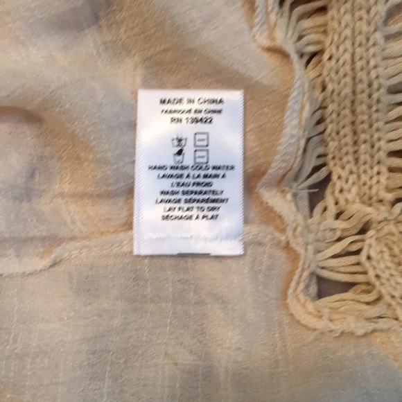 NWT - Tobi macrame tunic - Picture 3 of 4